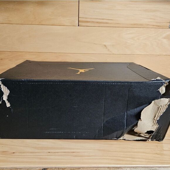 Nike Air Jordan Legacy 312 Low Size 9 Mens Shoe Black Metallic Gold CD7069-071 - Picture 12 of 13